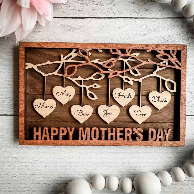 HANGING HEARTS FAMILY FRAME