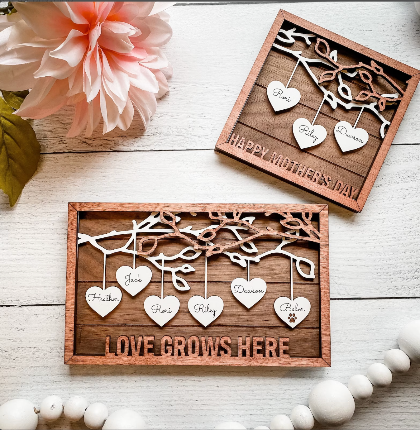 HANGING HEARTS FAMILY FRAME
