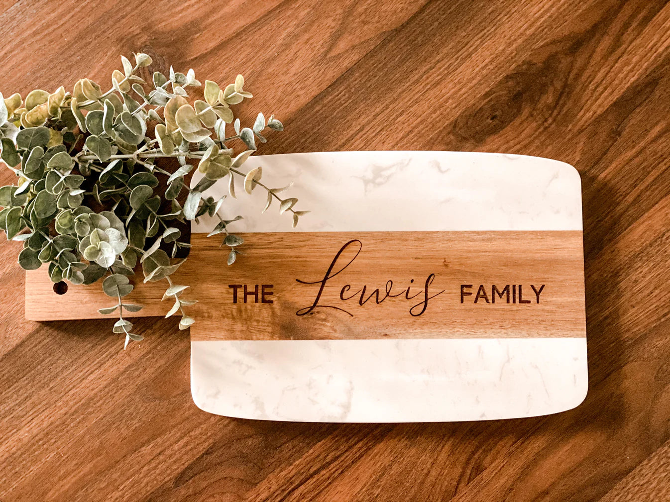 PERSONALIZED ACACIA AND MARBLE SERVING BOARD