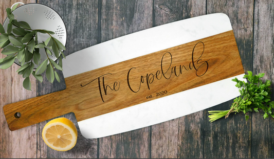 PERSONALIZED ACACIA AND MARBLE SERVING BOARD